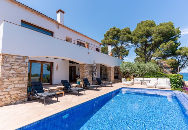 Villa in Begur - La Isla